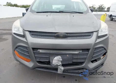 2013 Ford Escape S z USA, uszkodzony, nr VIN 1FMCU0F77DUB31314